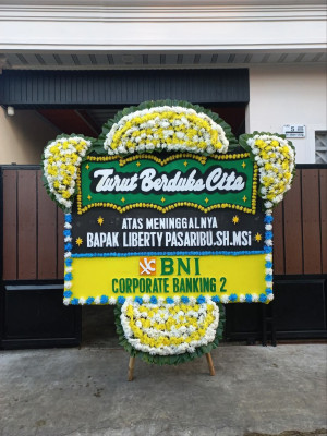 Papan Bunga Duka di Cisewu