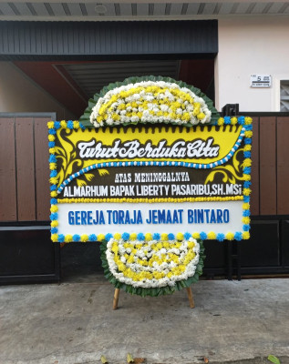 Papan Bunga Duka di Cisewu